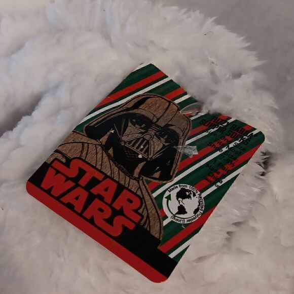 Star Wars Fuzzy Babba Slipper Socks - Picture 2 of 6